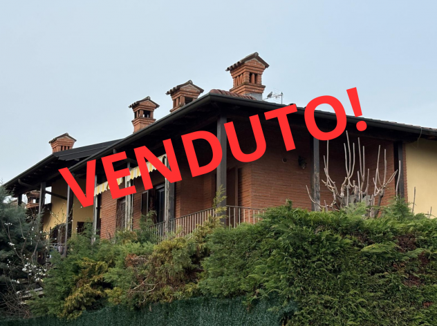AMPIO BILOCALE CON GIARDINO PRIVATO E TAVERNA