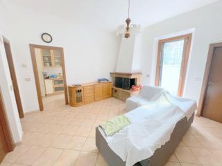Trilocale in affitto a Osimo