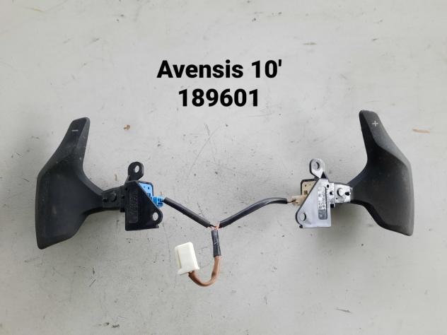 COMANDI AL VOLANTE MULTIFUNZIONE TOYOTA Avensis Berlina 3° Serie (0918)