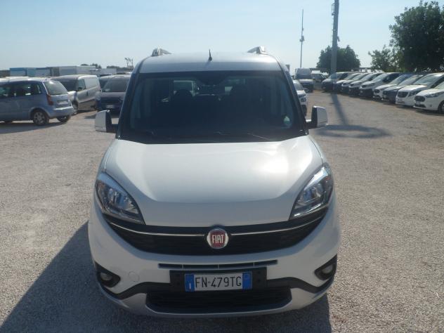 Fiat Doblo trekking 5 posti autovettura - Foto 2
