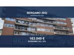 Immobile in asta di 145 m², box auto in vendita a Bergamo