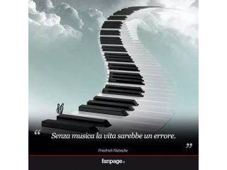 Lezioni di pianoforte, organo, solfeggio e teoria musicale.