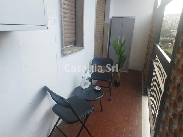 Trilocale arredato con terrazza e balcone in Via Savona - Foto 9