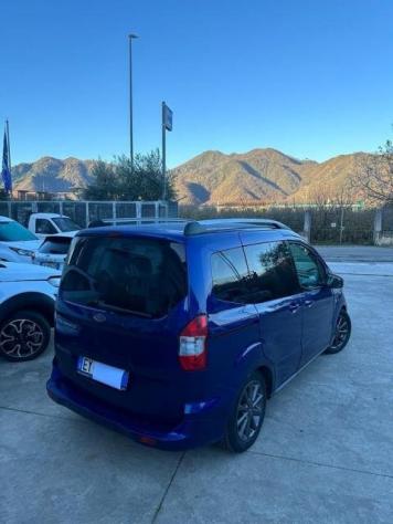 FORD - Tourneo Courier - Courier 1.6 TDCI 95 CV Plus - Foto 2
