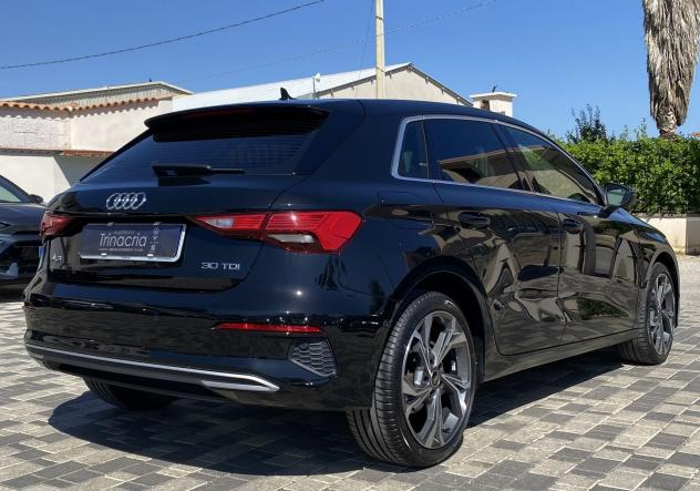 Audi A3 SPB S Line interno ed esterno 2.0 TDI 116CV 30 - Foto 4