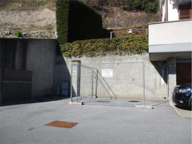 Box / Garage di 12 m² in vendita a Cesana Brianza