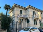 Milano , appartamento in villa