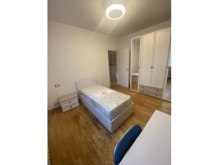 Stanza in appartamento in affitto a Novara