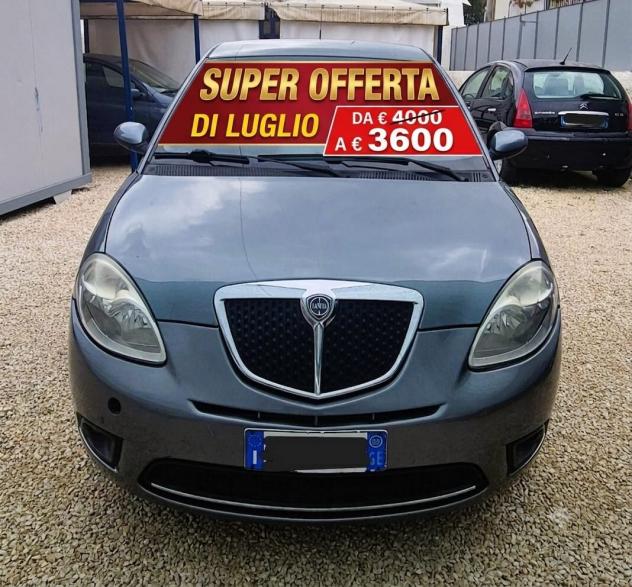 Lancia Ypsilon 1.2 versione oro