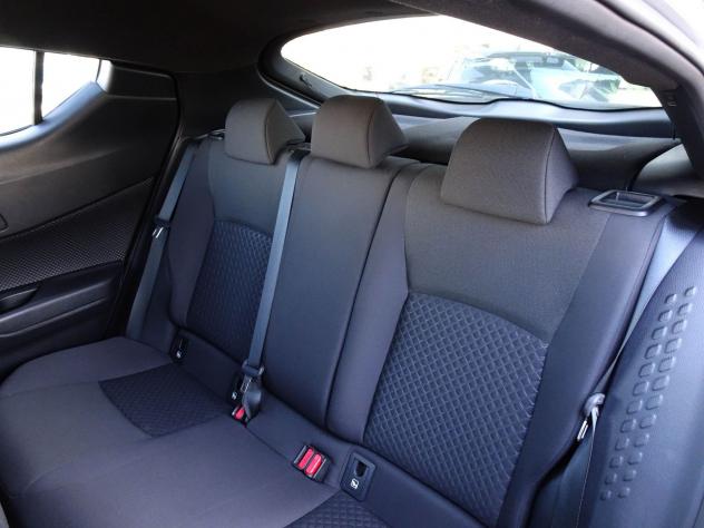 Toyota C-HR 1.8 Hybrid E-CVT Business - Foto 10