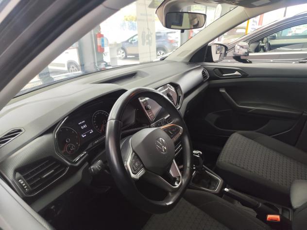 Volkswagen T-Cross 1.0 TSI 110 CV DSG Sport - Foto 9