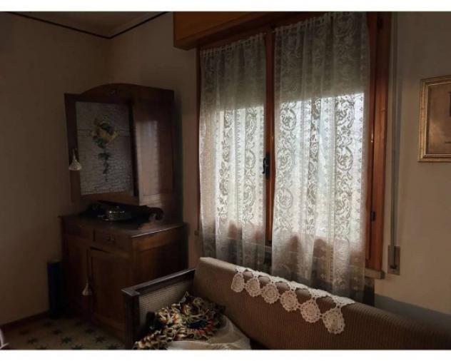 Immobile in asta di 338 m² con più di 5 locali e box auto in vendita a San Possidonio - Foto 5