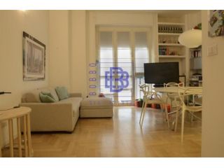 Bilocale ampio con balcone