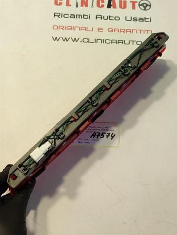 TERZO STOP KIA Sportage Serie 927003W000 D4FD (1016) - Foto 3