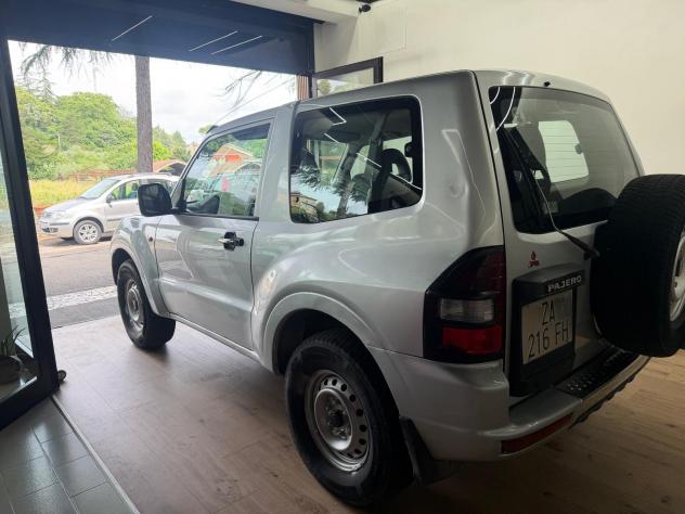 Mitsubishi Pajero 2.5 16V DI-D 3p. GLX - Foto 4