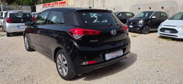 HYUNDAI i20 1.2 84 CV 5p. Comfort - Foto 5