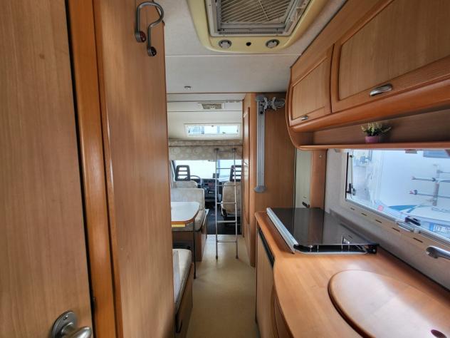 CAMPER ELNAGH DUCATO MANSARDATO 6 POSTI LETTO MATRIMONIALE GARAGE FOTOVOLTAICO GENERALI USATO - Foto 10