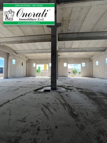 A-1042 CAPANNONE MQ. 2.000 MONTEROTONDO (RM) - Foto 10