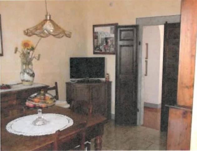 Immobile in asta di 248 m² con più di 5 locali e box auto in vendita a Asciano - Foto 14