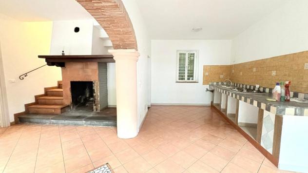 Terratetto in vendita a Pieve di Brancoli - Lucca 150 mq Rif: 1416929 - Foto 4