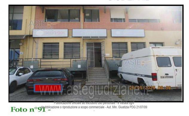 IMMOBILI-IMMOBILE COMMERCIALE-via Giuseppe Mercalli 2 - Foto 4