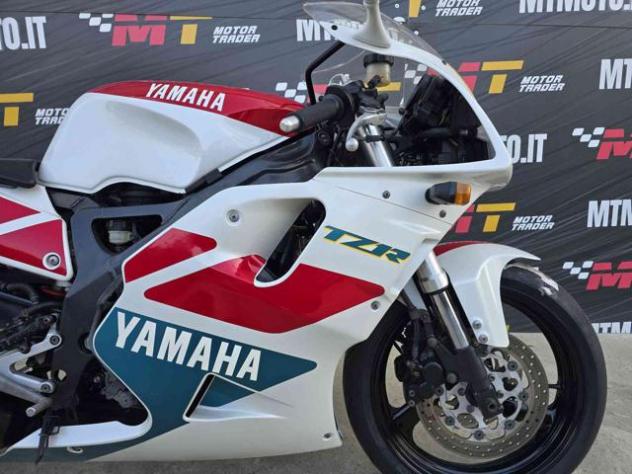 YAMAHA TRZ 250 Video 360 RS-3VX Cv45 rif. 24036530 - Foto 4