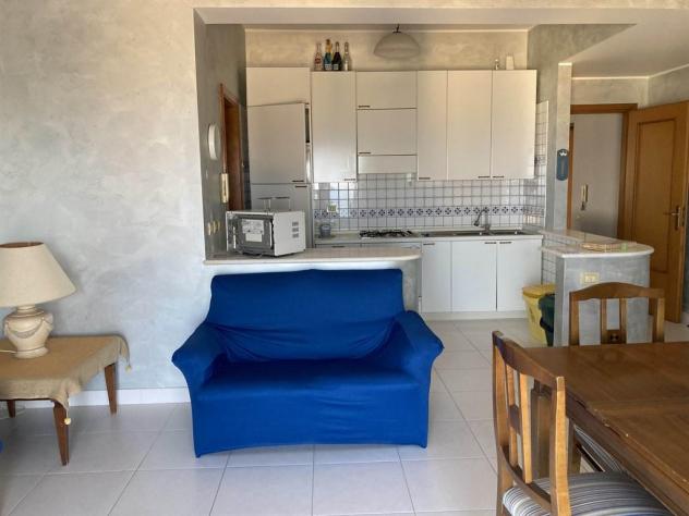 Zona di prestigio appartamento signorile,panoramico,ben arrdato.