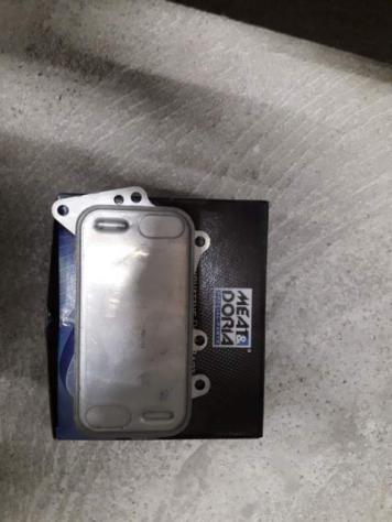 Radiatore olio motore bmw 3 e46 2247204 - Foto 3