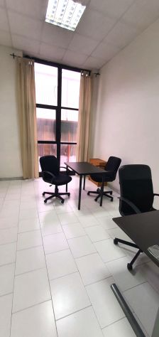 Ufficio arredato in complesso custodito parcheggi - Foto 4