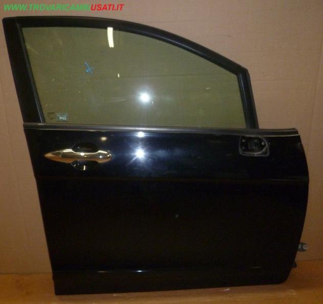 PORTA ANT.D. NERO MET. C/ALZ. HONDA FR-V (BE)  Carrozzeria  Lamierati esterni  Porte  Porta ant. dx. HONDA - FR-V - 01-11-2004 - 01-12-2010