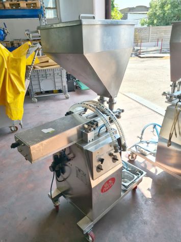 2 dosatori volumetrici per alimentari usati - Foto 6