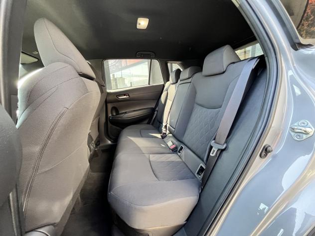 Toyota Corolla Cross 2.0H (197 CV) E-CVT Trend 4WD - Foto 9