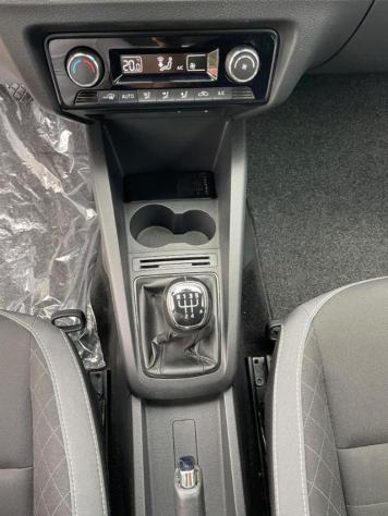 SKODA Fabia 1.0 TSI Wagon Design Edition rif. 22436354 - Foto 8