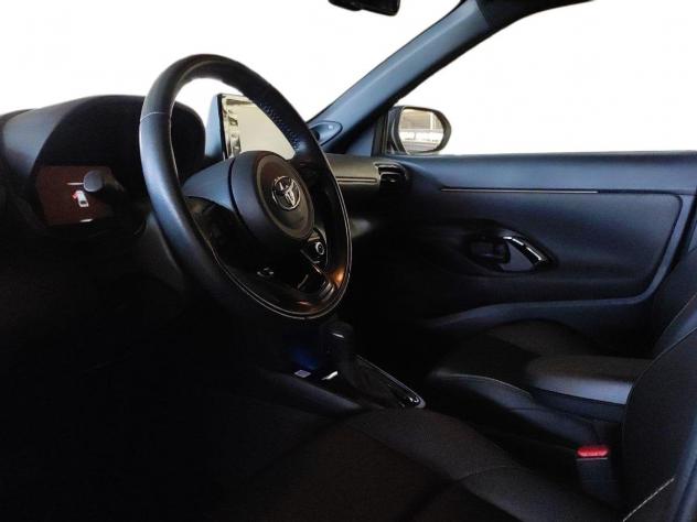 Toyota Yaris Cross 1.5 Hybrid 5p. E-CVT Premiere AWD - Foto 8