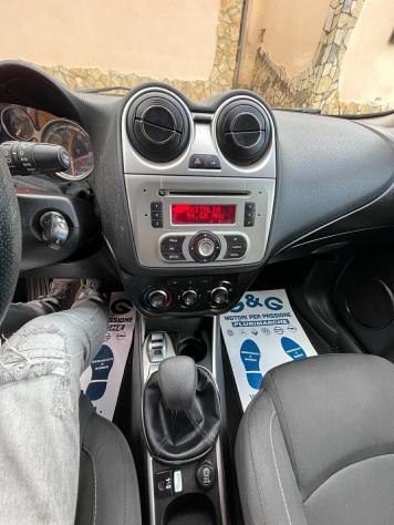 Alfa Romeo MiTo 1.4 78 CV Distinctive Sport Pack - Foto 8