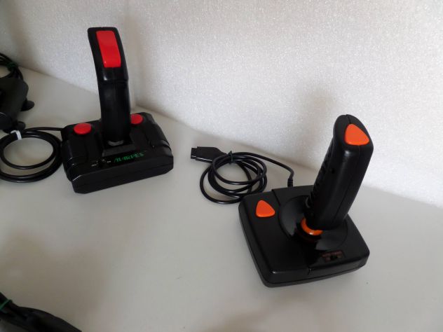 Joystick vintage per Commodore, Amiga, Atari, ecc... spinotto 9 PIN - Foto 6
