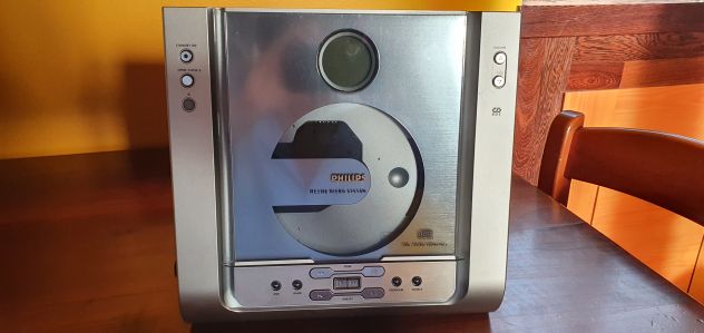 Stereo Philips e casse JVC