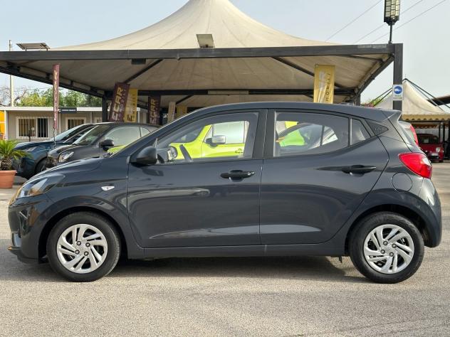 HYUNDAI i10 1.0 MPI Advanced - Foto 4