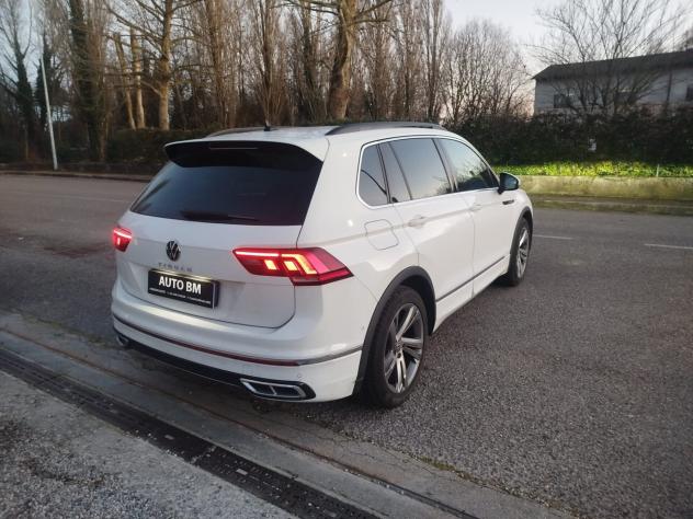 VW Tiguan 2.0 TDI 150 CV DSG R LINE - Foto 6