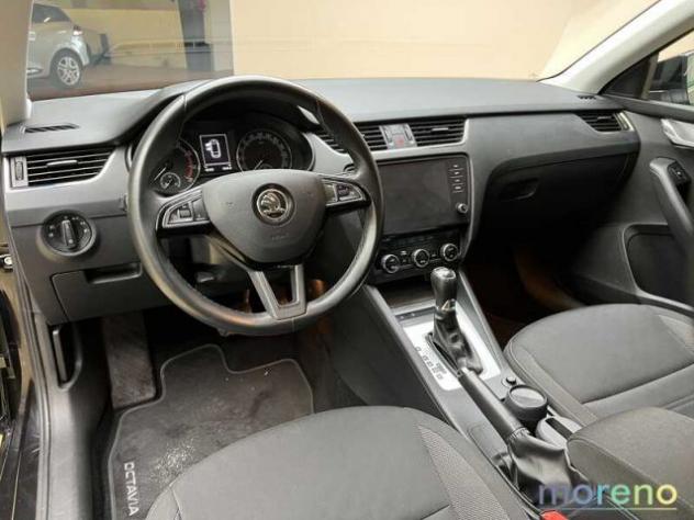 SKODA Octavia Wagon 1.5 130 CV g-tec Executive DSG rif. 18398332 - Foto 5