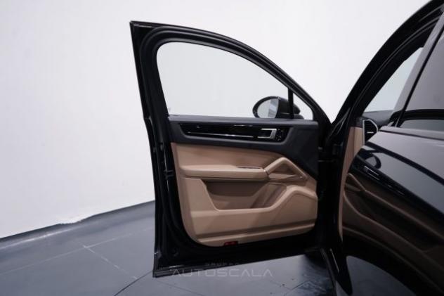 PORSCHE Cayenne Coupé 3.0 V6 E-Hybrid #IvaEsposta #Tagliandato rif. 23864924 - Foto 9
