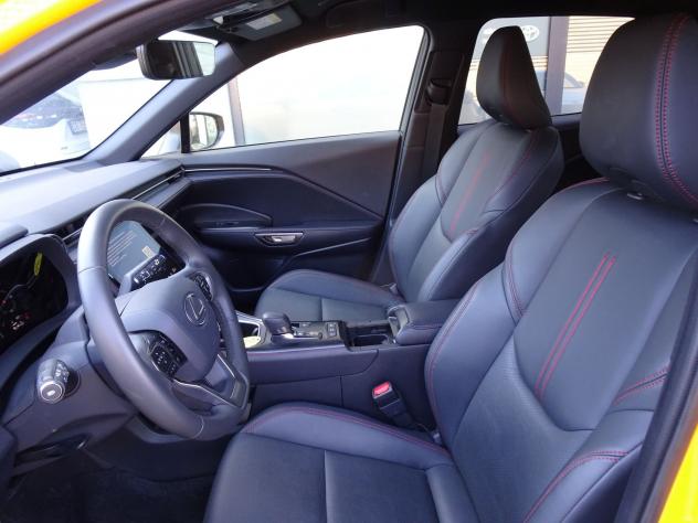 Lexus LBX Hybrid Emotion - Foto 7