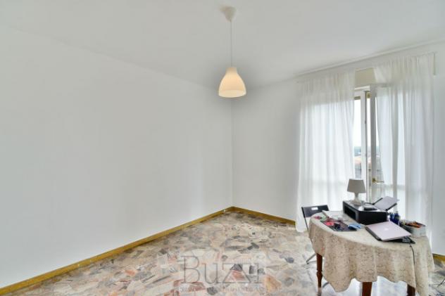 Appartamento di 96 m² con 3 locali e box auto in vendita a Seveso - Foto 4