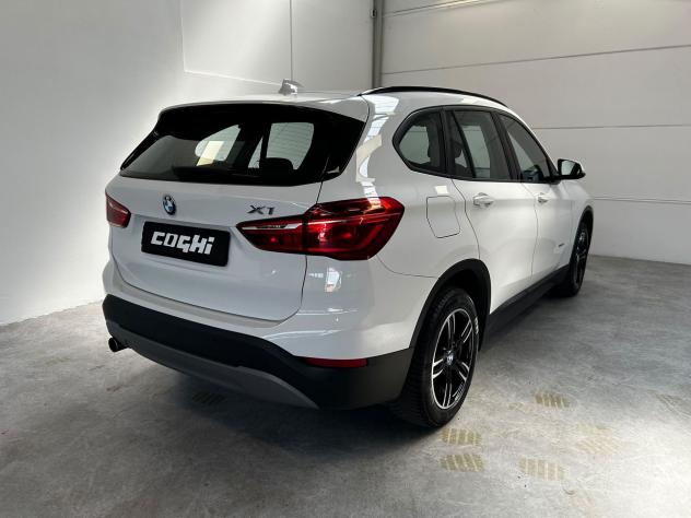 BMW X1 xDrive 18d - Foto 9