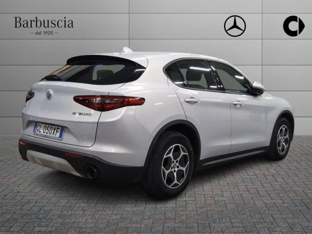 Alfa Romeo Stelvio 2020 - 2.2 t Business Q4 190cv auto - Foto 3
