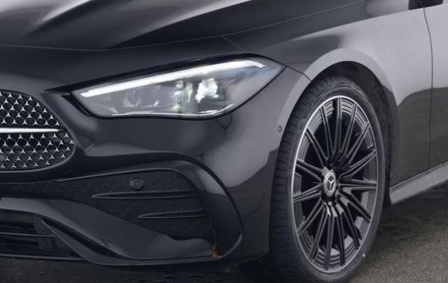 MERCEDES-BENZ CLE 200 Cabrio AMG Line Advanced rif. 23829947 - Foto 3