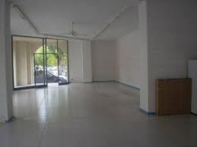 Capannone commerciale in vendita a Calci 93 mq Rif: 475040