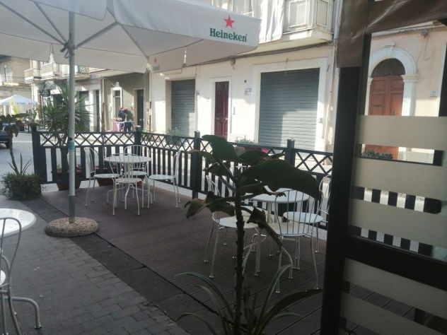 bar/enoteca completa di attrezzature e dehors - Foto 7
