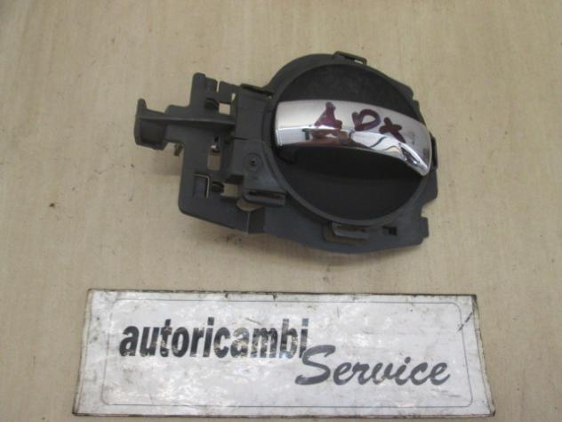 9144A7 MANIGLIA INTERNA PORTA ANTERIORE DESTRA CITROEN C2 1.1 B 44KW 5M 3P (2005) RICAMBIO USATO 00009143J2
