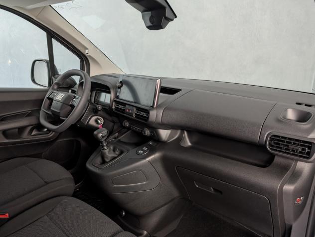 Fiat Doblo Dobl1.5 BlueHdi 100CV PC-TN Van - Foto 6